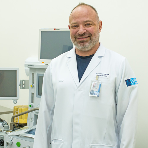 Dr. Daniel Mecatti